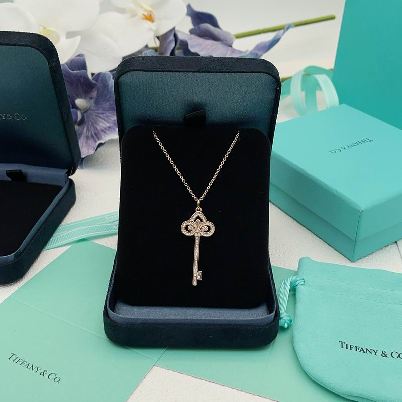 Tiffany Necklace 05yxs30